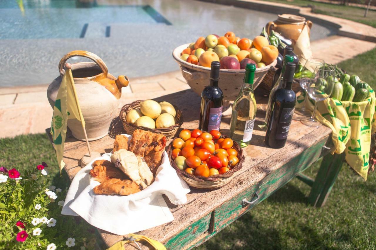 Agriturismo Li Calizzi Arte E Natura Novoli Kültér fotó